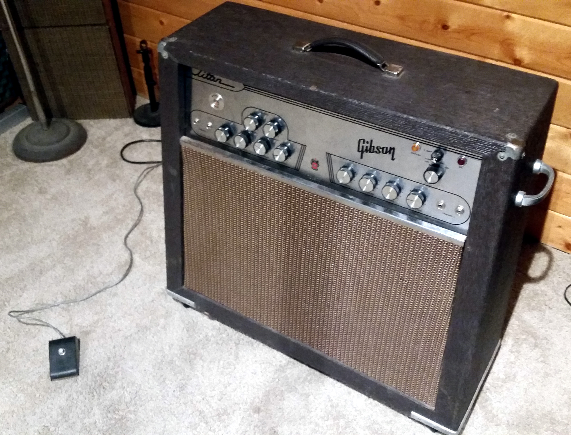 Gibson Titan Medalist (John, Dec 2017) Gibson Titan Medalist (John, Dec 2017)